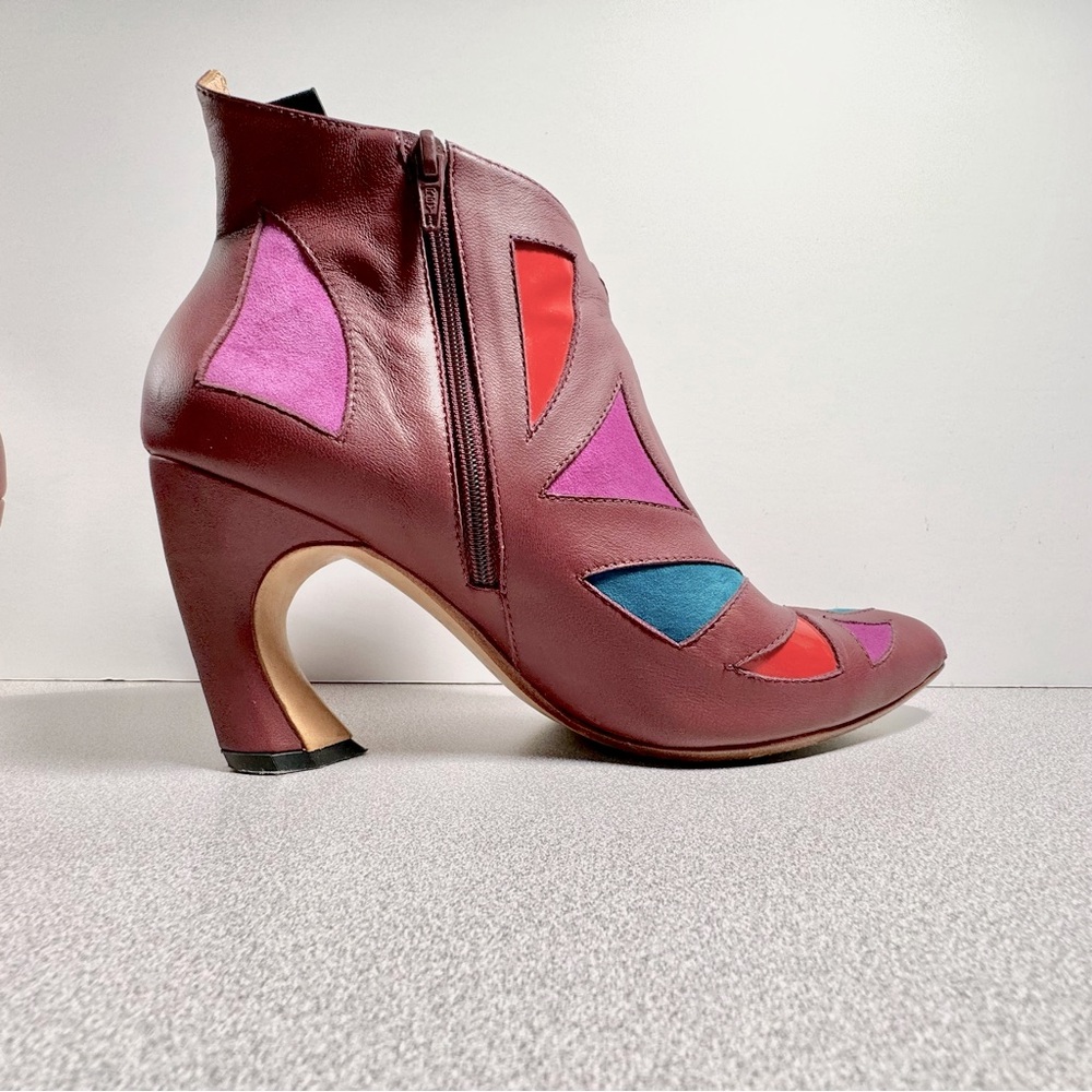 John Fluevog Ankle Boot size 9.5 (fits size 9)